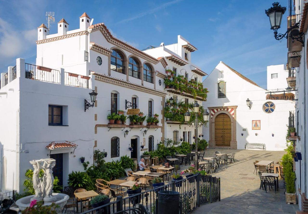 Posada La Plaza カニージャス・デ・アルバイダ エクステリア 写真